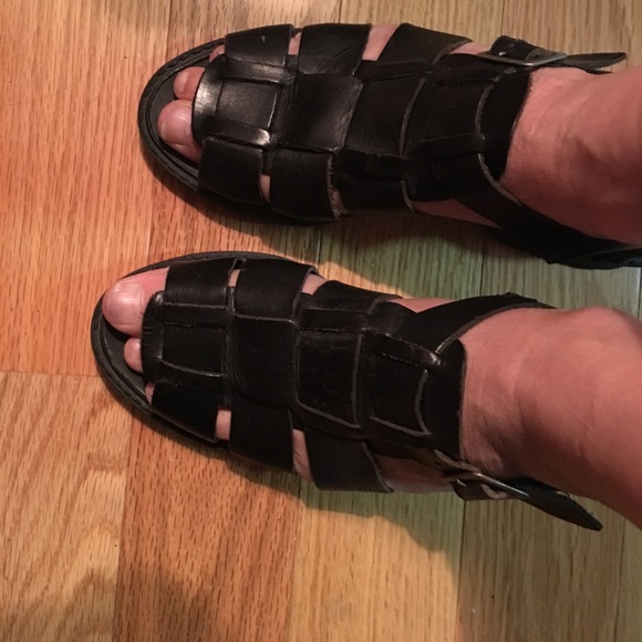 mia sandals 90s